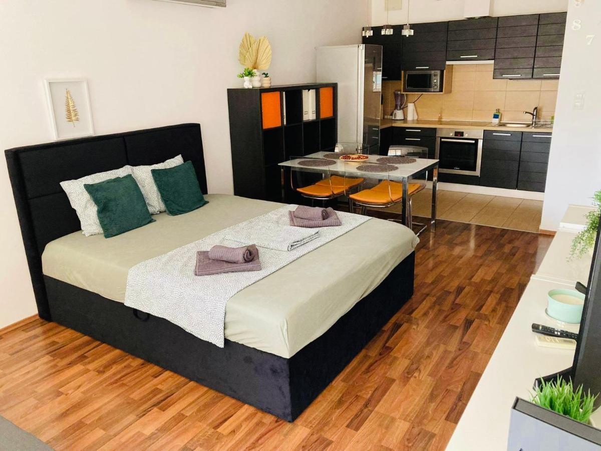 Corvin Boutique Apartment Parking In The Plaza Budapešť Exteriér fotografie